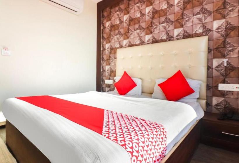 酒店 Oyo 69763 Hisar Inn