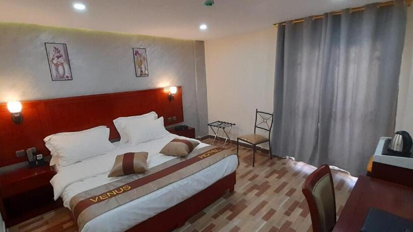 هتل Venus