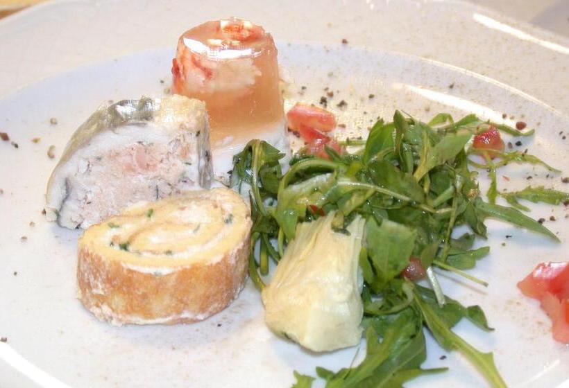 ホテル Weinlandhof