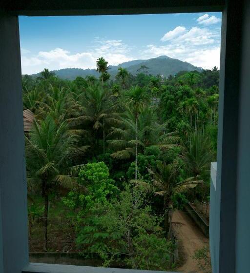 هتل Woodside Residency