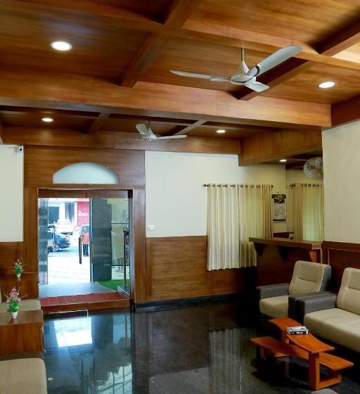 هتل Woodside Residency