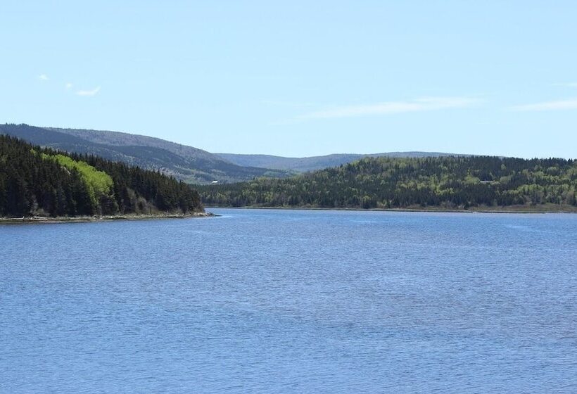 فندق على الطريق Duck Cove Inn