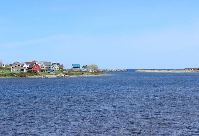 فندق على الطريق Duck Cove Inn