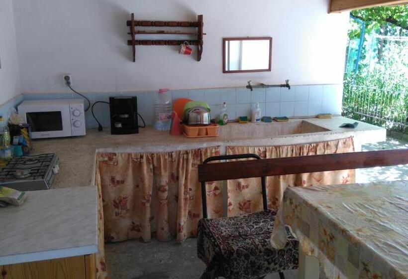 Пансион песента на морето