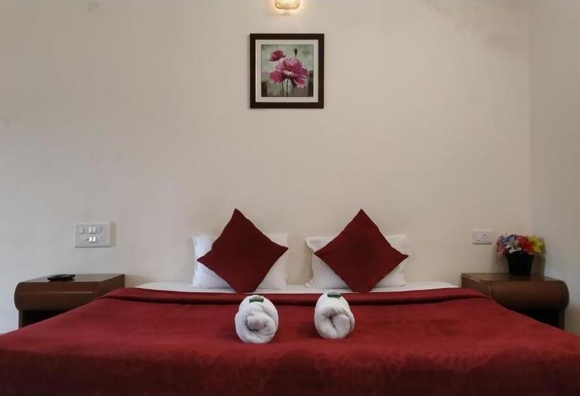 펜션 Bluebell Residency