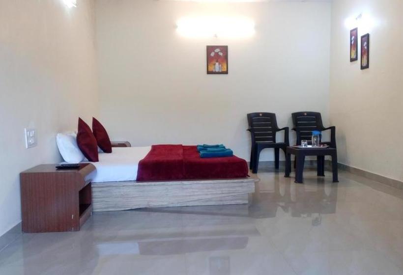 펜션 Bluebell Residency