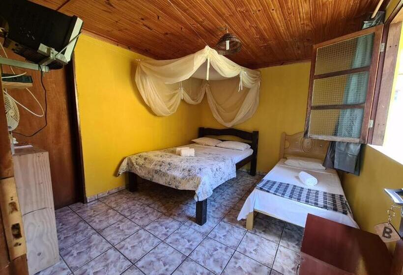 פנסיון Casa Da Trilha