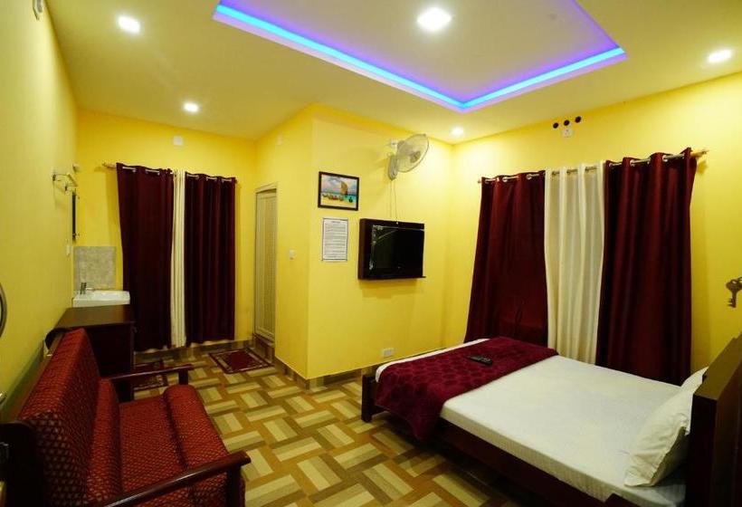 Пансион Deluxe Residency