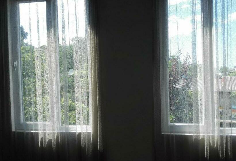 پانسیون Guest House Imeda