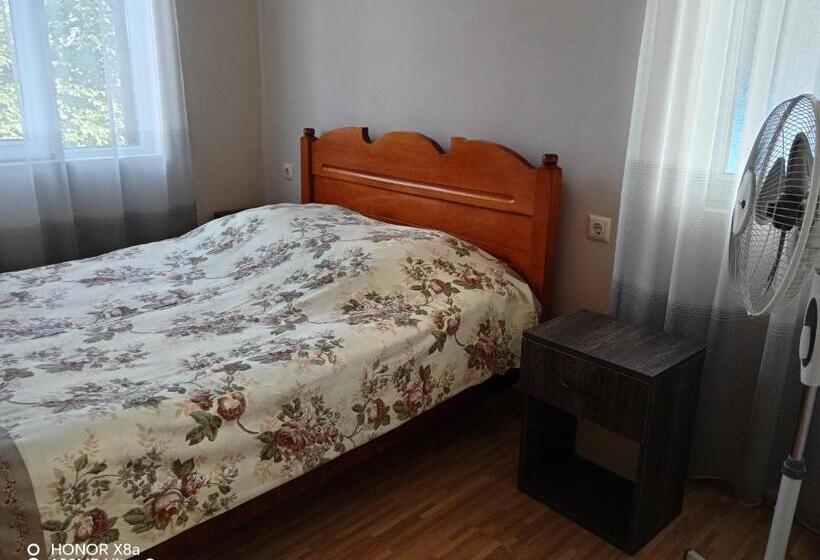 پانسیون Guest House Imeda