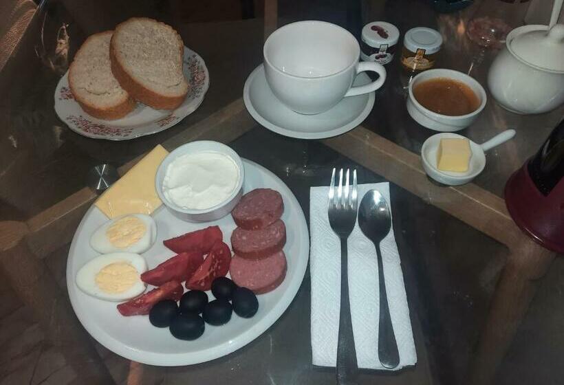 پانسیون Guesthouse Mara