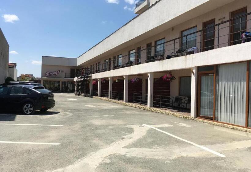 פנסיון Omega Mamaia Nord