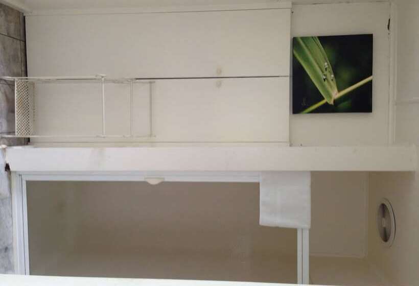 פנסיון Phillip Island Cottages