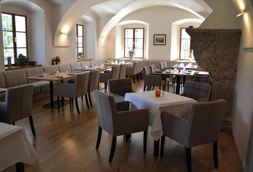 بنسيون Suiten Schloss Finkenstein