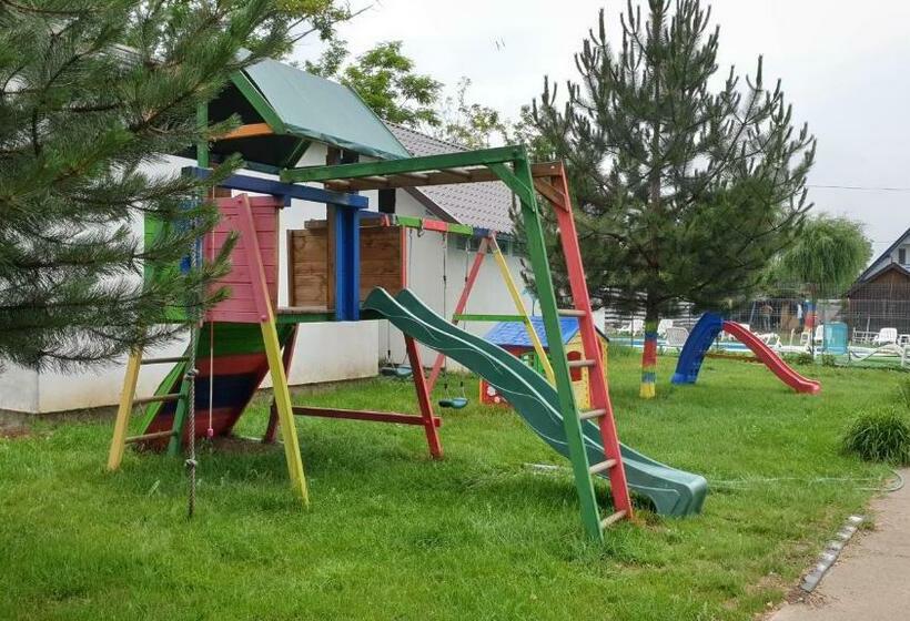 渡假胜地  Satul De Vacanta Campo Euro Club