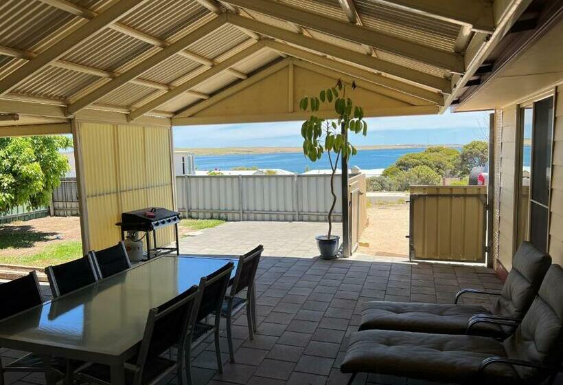 Streaky Bay Motel And Villas