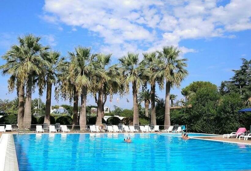 Villaggio Turistico La Mantinera   Appartamenti De Luxe