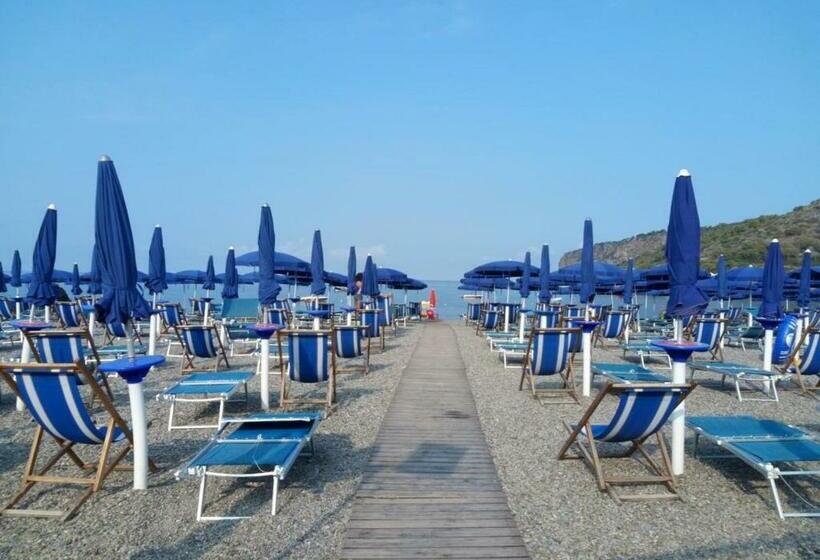 Villaggio Turistico La Mantinera   Appartamenti De Luxe