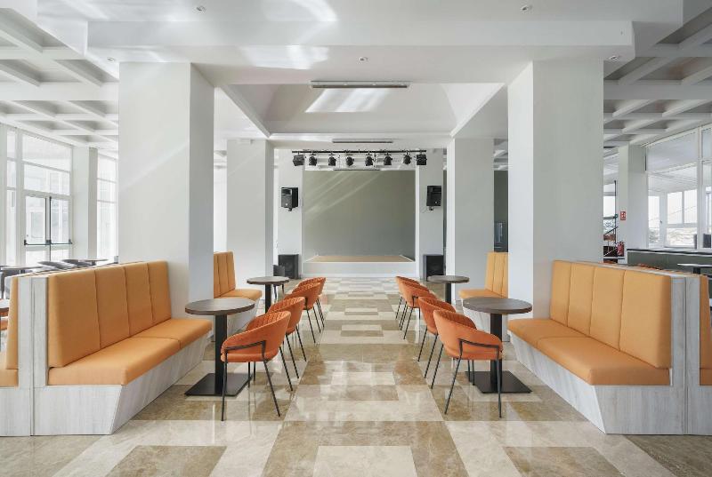 Aguamarina Golf Apartments