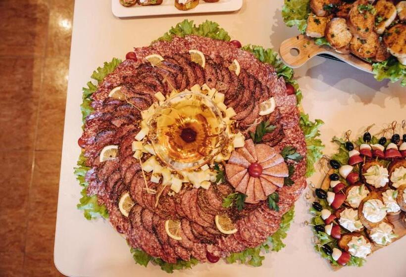 Amaris Hotel   All Inclusive   Free Parking