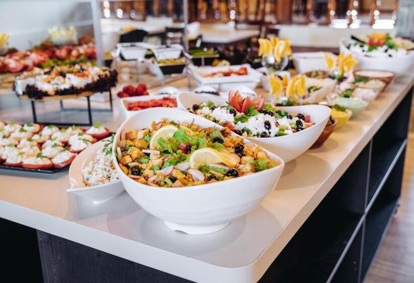 Amaris Hotel   All Inclusive   Free Parking