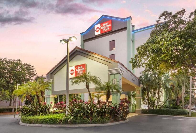 Best Western Plus Kendall Hotel & Suites