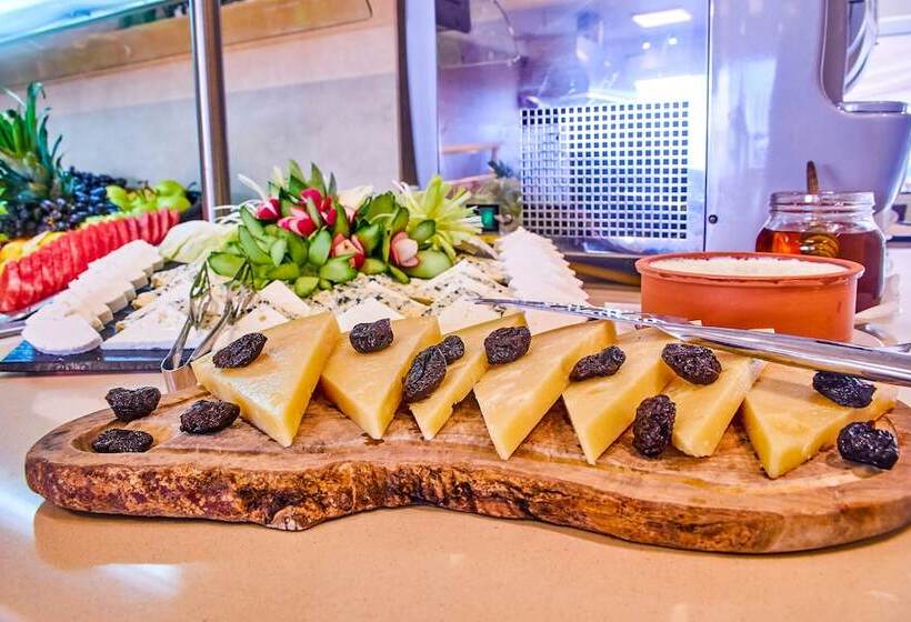 Creta Palm Resort Hotel & Apartments