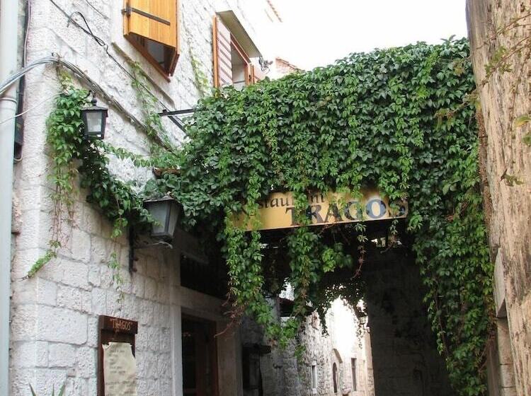 Heritage Hotel Tragos