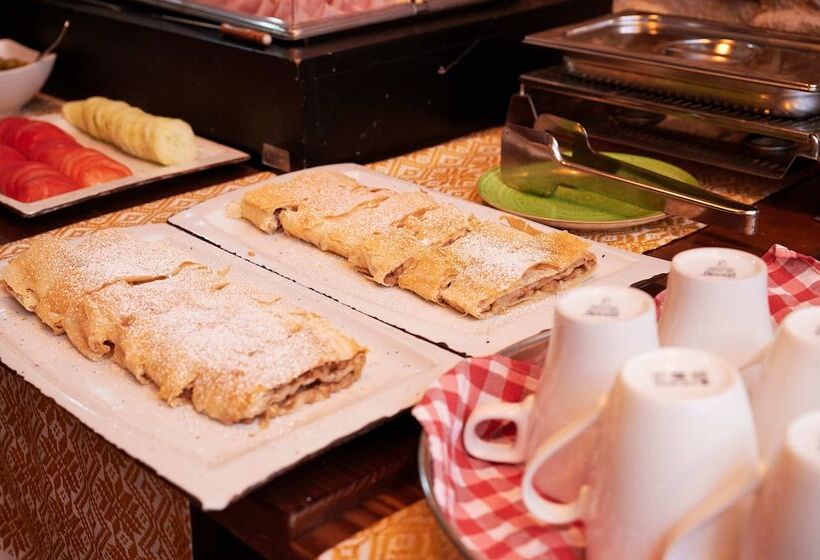 Heritage Hotel Tragos