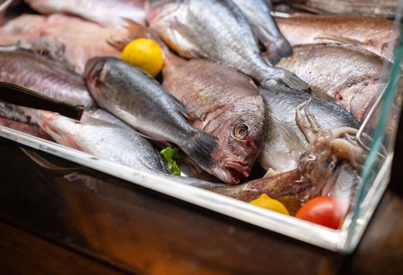 Heritage Hotel Tragos