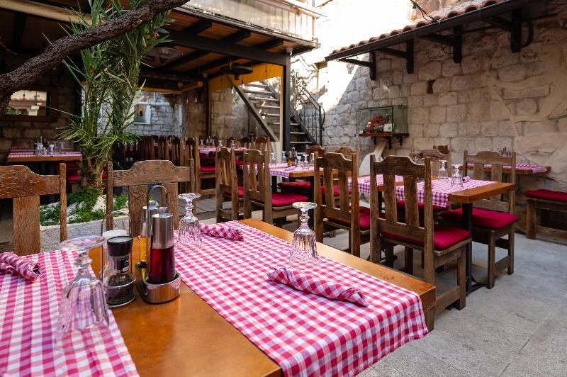 Heritage Hotel Tragos