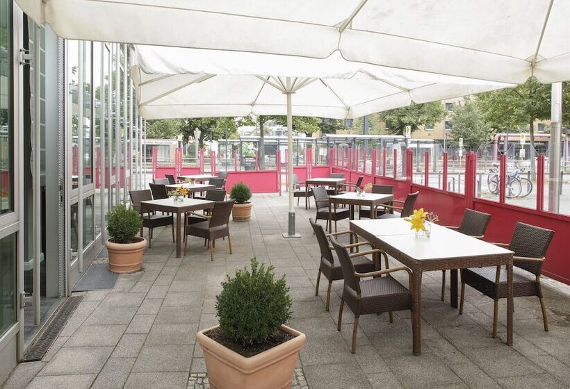 Airporthotel Berlin Adlershof