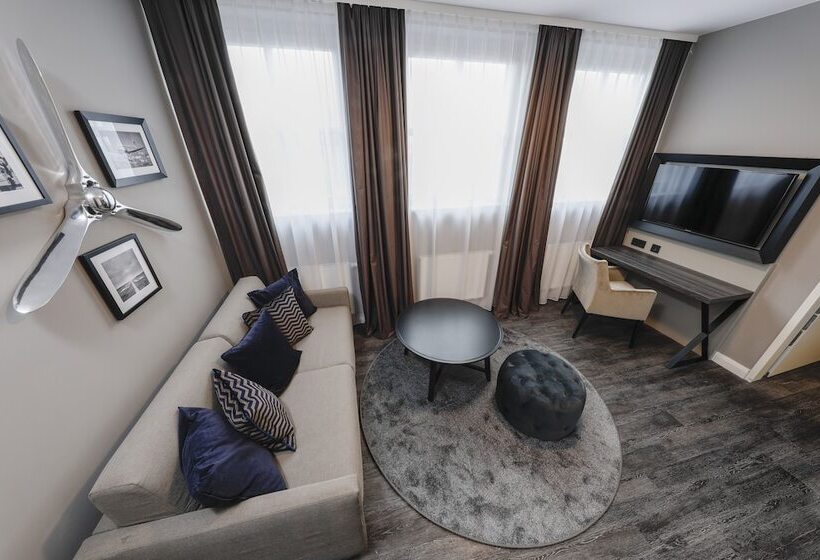 Airporthotel Berlin Adlershof