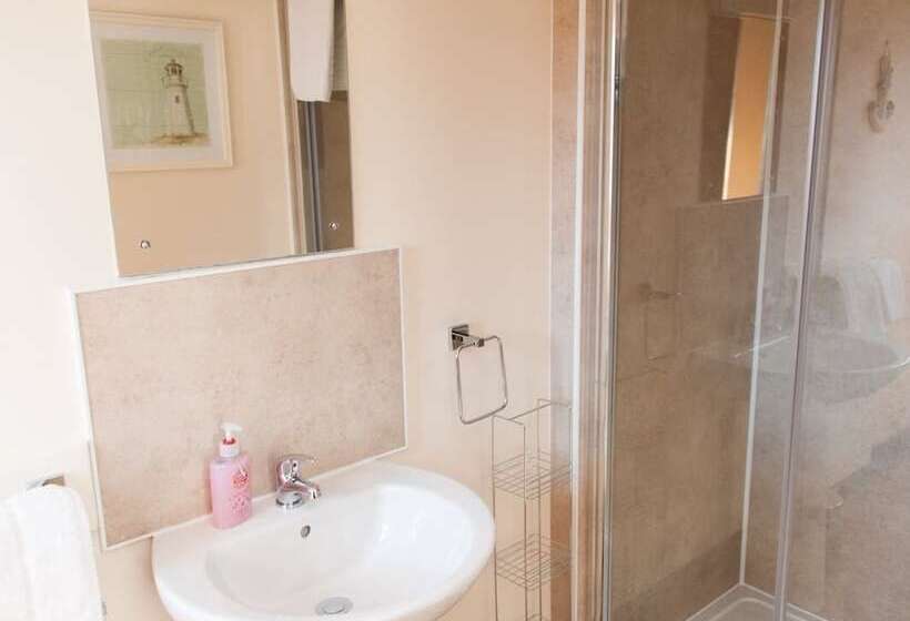 فندق Alban And Abbey House