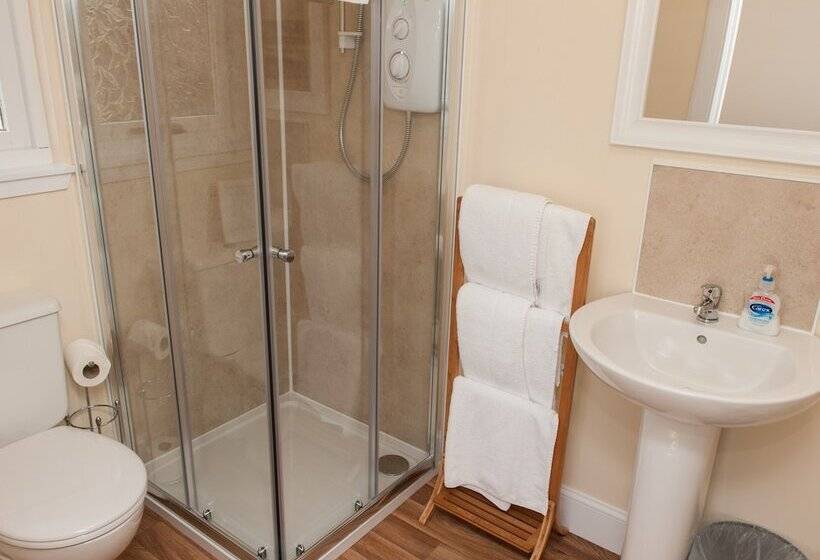 فندق Alban And Abbey House