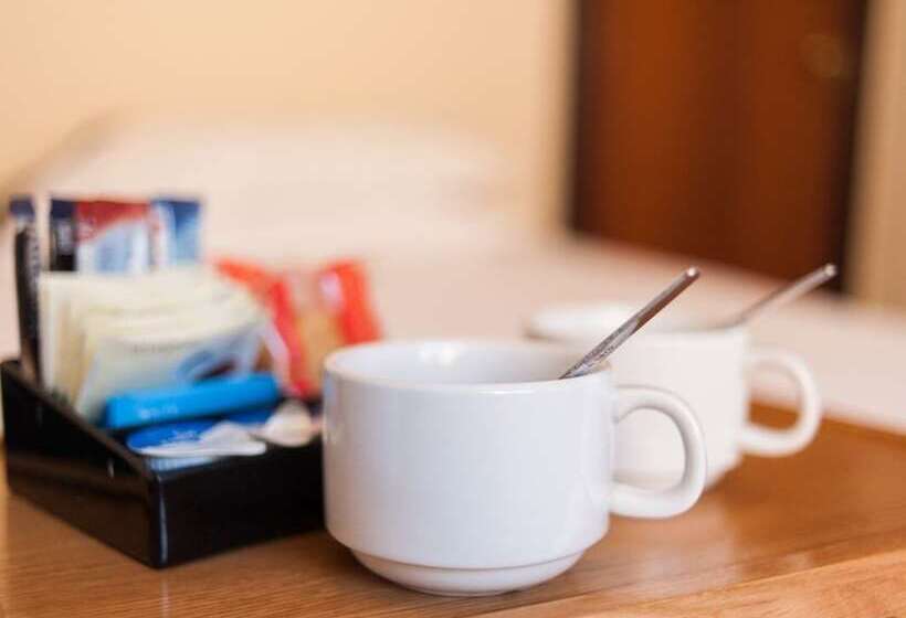 فندق Alban And Abbey House