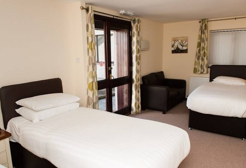 فندق Alban And Abbey House