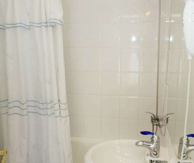 בית מלון כפרי Aqua