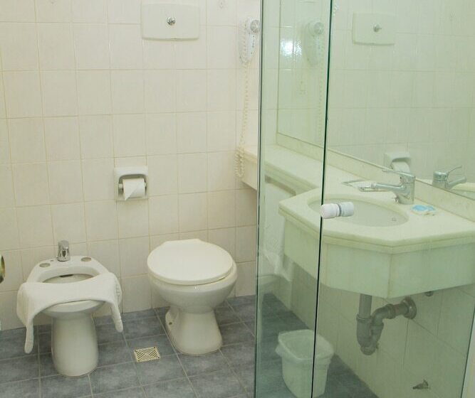 בית מלון כפרי Aqua