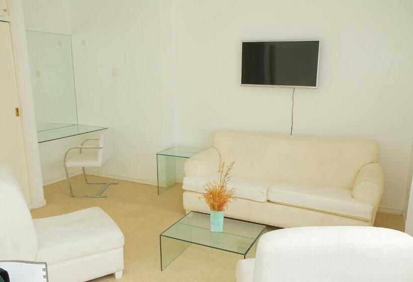 בית מלון כפרי Aqua