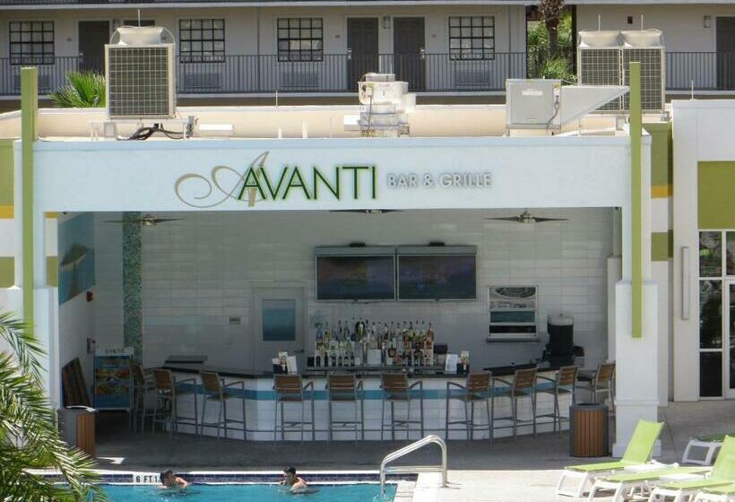 هتل Avanti International Resort