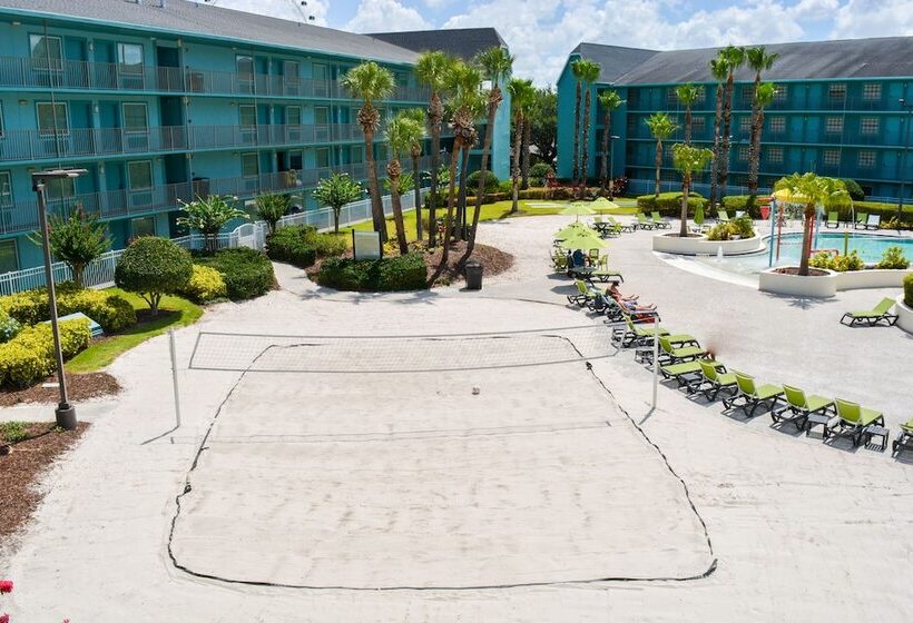 هتل Avanti International Resort