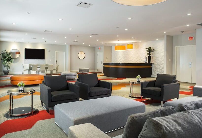 هتل Avanti International Resort