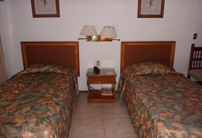 ホテル Bajo El Volcan