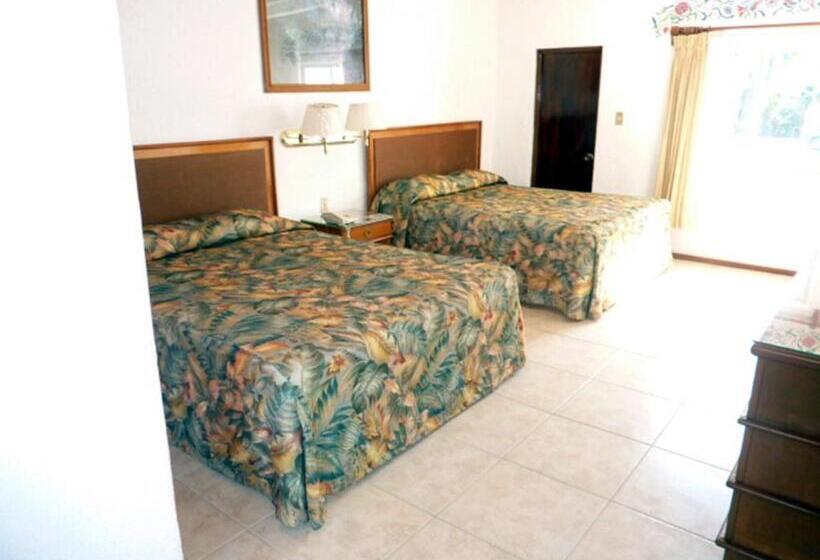 ホテル Bajo El Volcan