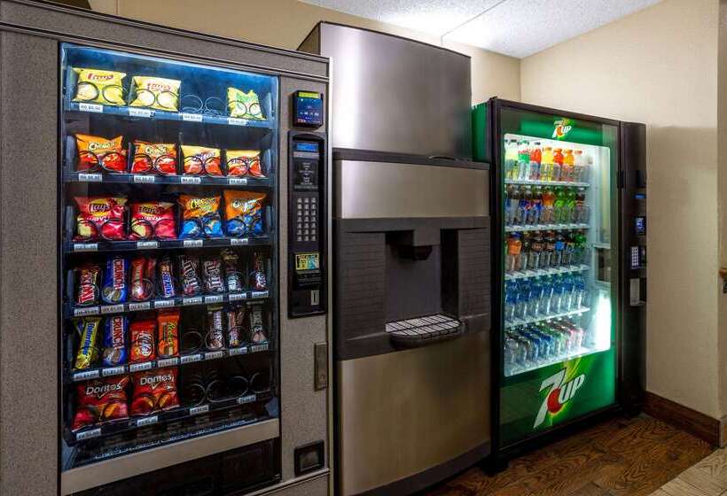 فندق Baymont By Wyndham Beloit