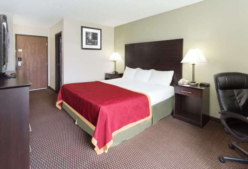 فندق Baymont By Wyndham Beloit