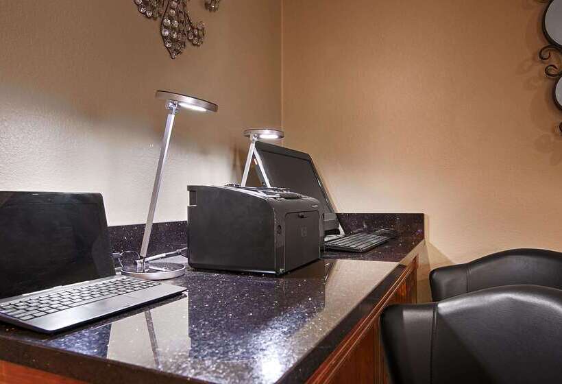 فندق Best Western Bayou Inn