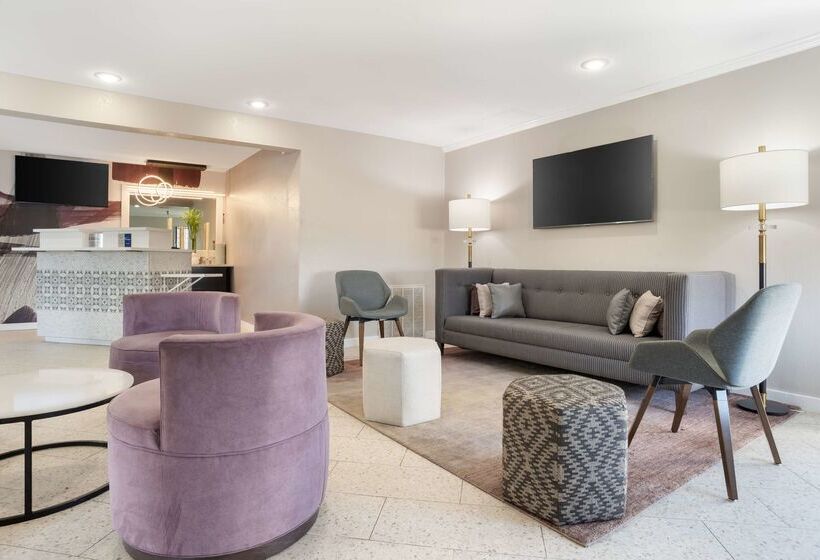 فندق Best Western Bayou Inn