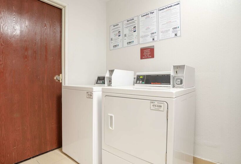 בית מלון כפרי Best Western Bayou Inn